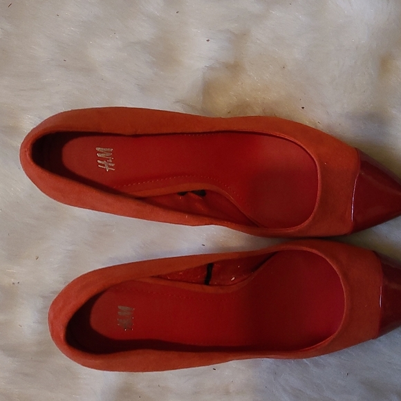 H&M red high heels - Picture 2 of 3